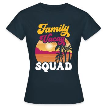Vacances en famille Escouade Vacances en famille - T-shirt Femme - marine - Devant - AI Model Female 172 dark (172cm)