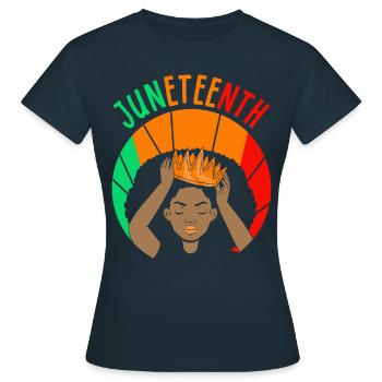 Juneteenth Black Afrika 1865 African American - Frauen T-Shirt - Navy - Vorne - AI Model Female 172 dark (172cm)