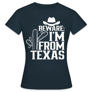 Attention: Je viens du Texas Texan Texan - T-shirt Femme - marine - Devant - AI Model Female 172 dark (172cm)