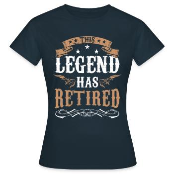 Cette légende a pris sa retraite - T-shirt Femme - marine - Devant - AI Model Female 172 dark (172cm)