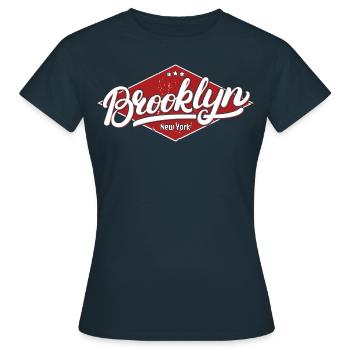 Brooklyn New York - T-shirt Femme - marine - Devant - AI Model Female 172 dark (172cm)