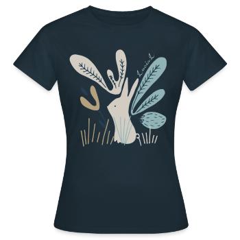 Lapin au pays des merveilles de l'hiver - T-shirt Femme - marine - Devant - AI Model Female 172 dark (172cm)