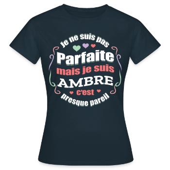 AMBRE PARFAITE - PRENOM AMBRE - T-shirt Femme - marine - Devant - AI Model Female 172 dark (172cm)
