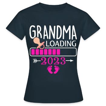 2023 Grand-mère, grand-mère à venir 2023, 2023 Grand-mère - T-shirt Femme - marine - Devant - AI Model Female 172 dark (172cm)