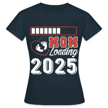 Femme enceinte 2025, bébé sera facturé 2025 - T-shirt Femme - marine - Devant - AI Model Female 172 dark (172cm)
