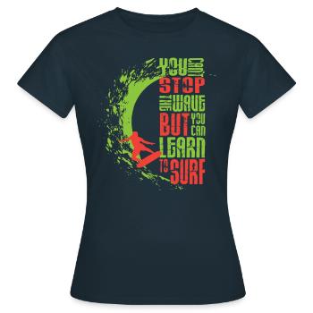Surfing - Wellenreiten - Frauen T-Shirt - Navy - Vorne - AI Model Female 172 dark (172cm)