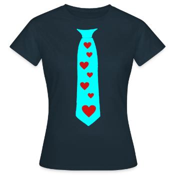 Cravate imprimé cœur - T-shirt Femme - marine - Devant - AI Model Female 172 dark (172cm)