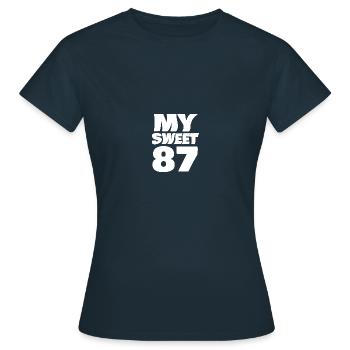 Age 87 - Women's T-Shirt - navy - Front - AI Model Female 172 dark (172cm)