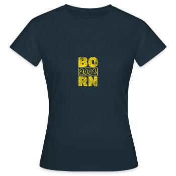 2004 2004 - Frauen T-Shirt - Navy - Vorne - AI Model Female 172 dark (172cm)