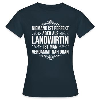 Landwirtin - Frauen T-Shirt - Navy - Vorne - AI Model Female 172 dark (172cm)
