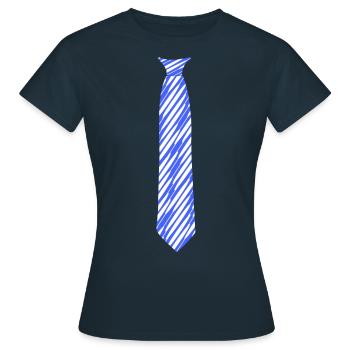 Krawatte Fake - Schräg Muster Blau weiss - Formal - Frauen T-Shirt - Navy - Vorne - AI Model Female 172 dark (172cm)