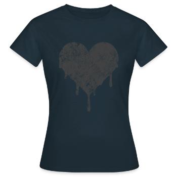 Emo Noir - Coeur Noir - Coeur Sang - T-shirt Femme - marine - Devant - AI Model Female 172 dark (172cm)