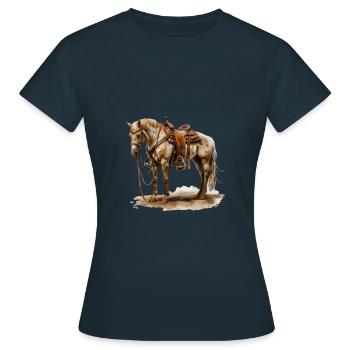 Cheval de selle western en selle brune - T-shirt Femme - marine - Devant - AI Model Female 172 dark (172cm)