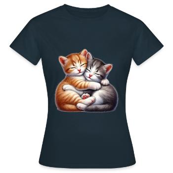 Zwei Kuschelnde Kätzchen in Liebevoller Umarmung - Frauen T-Shirt - Navy - Vorne - AI Model Female 172 dark (172cm)