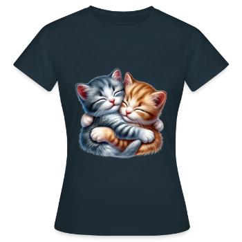 Zwei Kuschelnde Kätzchen in Liebevoller Umarmung - Frauen T-Shirt - Navy - Vorne - AI Model Female 172 dark (172cm)
