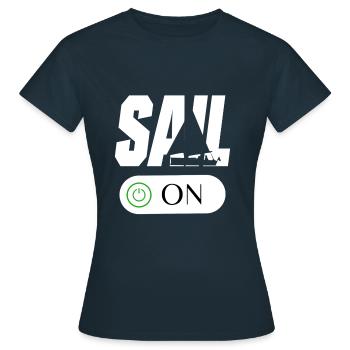 Segeln Boot Segler Segelsport - Frauen T-Shirt - Navy - Vorne - AI Model Female 172 dark (172cm)