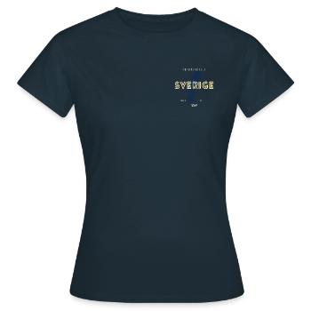 Sverige / Schweden / Schweden Logo mit Karte - Frauen T-Shirt - Navy - Vorne - AI Model Female 172 dark (172cm)