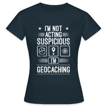 Je suis Geocaching Geocaching Géocaching suspect - T-shirt Femme - marine - Devant - AI Model Female 172 dark (172cm)