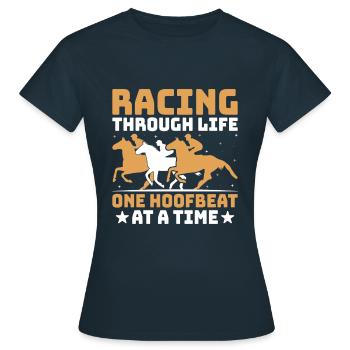 Courses de chevaux pur-sang Équitation Chevaux équestres - T-shirt Femme - marine - Devant - AI Model Female 172 dark (172cm)