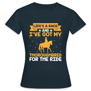 Courses de chevaux pur-sang Équitation Chevaux équestres - T-shirt Femme - marine - Devant - AI Model Female 172 dark (172cm)