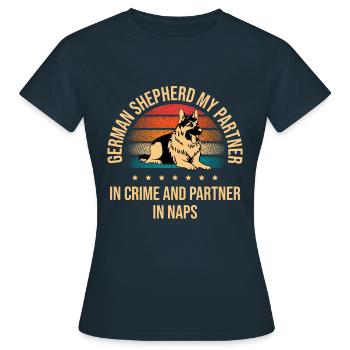 Berger allemand Mon partenaire dans le crime et Partenaire dans - T-shirt Femme - marine - Devant - AI Model Female 172 dark (172cm)