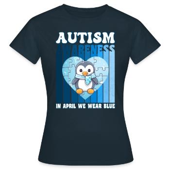 Pingouin de sensibilisation à l’autisme - T-shirt Femme - marine - Devant - AI Model Female 172 dark (172cm)