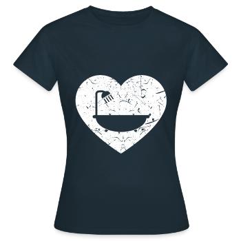 Baignoire dans le coeur - T-shirt Femme - marine - Devant - AI Model Female 172 dark (172cm)