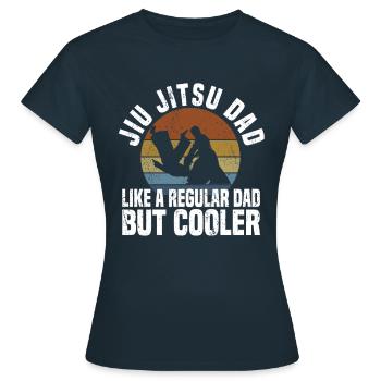 Ju Jutsu Brasilianisches Kampfkunsttraining - Frauen T-Shirt - Navy - Vorne - AI Model Female 172 dark (172cm)