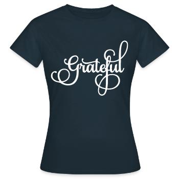 Merci - T-shirt Femme - marine - Devant - AI Model Female 172 dark (172cm)