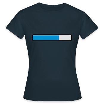 barre de chargement (3c) - T-shirt Femme - marine - Devant - AI Model Female 172 dark (172cm)