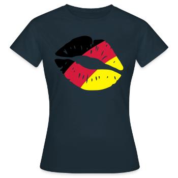 germany kiss lips - Frauen T-Shirt - Navy - Vorne - AI Model Female 172 dark (172cm)