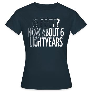 joke alien spacecraft art spaceship scifi planets - Frauen T-Shirt - Navy - Vorne - AI Model Female 172 dark (172cm)