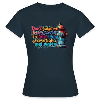 Ich bin eine Quelle der Emotionen und des Wassers - Frauen T-Shirt - Navy - Vorne - AI Model Female 172 dark (172cm)
