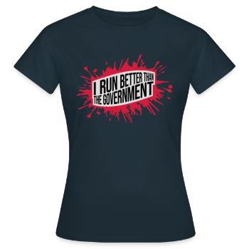mieux fonctionner que le gouvernement - T-shirt Femme - marine - Devant - AI Model Female 172 dark (172cm)