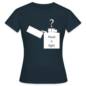 Feuerzeug - Bild mit Schriftzug - Frauen T-Shirt - Navy - Vorne - AI Model Female 172 dark (172cm)