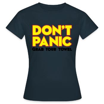 Ne paniquez pas - votre tombe serviette - Ne - T-shirt Femme - marine - Devant - AI Model Female 172 dark (172cm)