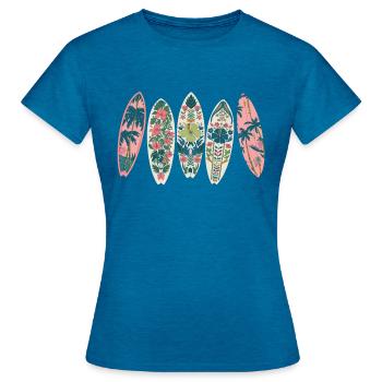 Surfboards Tropical Pattern Flowers Palm Trees - Women's T-Shirt - antique blue sapphire heather - Front - AI Model Female 172 dark (172cm)