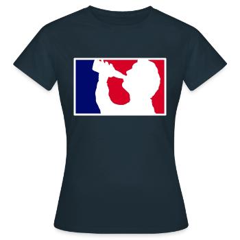saufen liga - T-shirt Femme - marine - Devant - AI Model Female 172 dark (172cm)