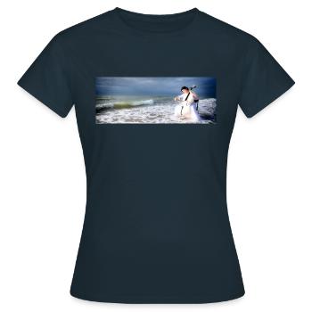 Musique aquatique - T-shirt Femme - marine - Devant - AI Model Female 172 dark (172cm)