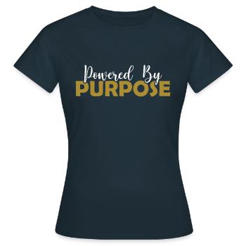 Propulsé par l’objectif - T-shirt Femme - marine - Devant - AI Model Female 172 dark (172cm)