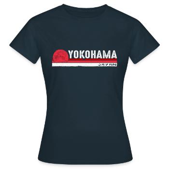 Yokohama Japon Skyline Vintage Heritage Gift - T-shirt Femme - marine - Devant - AI Model Female 172 dark (172cm)