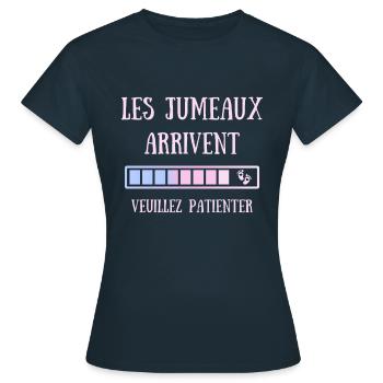 Jumeaux Femme Humour Annonce Grossesse Maman Drole - T-shirt Femme - marine - Devant - AI Model Female 172 dark (172cm)