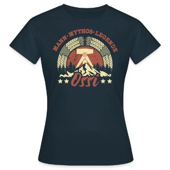 Ossi Mann, Mythos, Legende, DDR, Ostalgie Geschenk - Frauen T-Shirt - Navy - Vorne - AI Model Female 172 dark (172cm)
