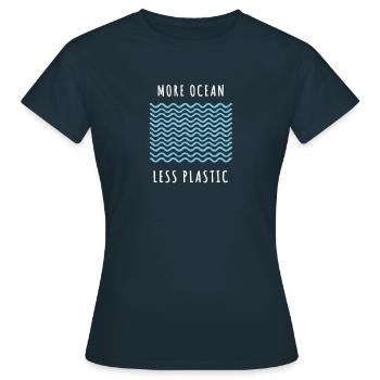 Plus de T-shirt bio moins plastique organique Femme Homme - T-shirt Femme - marine - Devant - AI Model Female 172 dark (172cm)