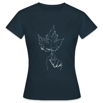 Maple maple leaf hand - Women's T-Shirt - navy - Front - AI Model Female 172 dark (172cm)