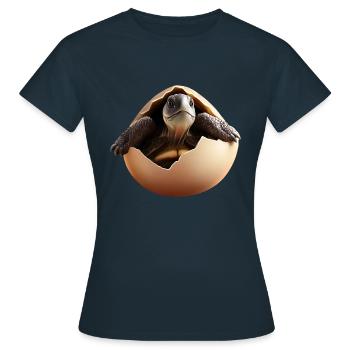 Turtle hatches from the egg - Women's T-Shirt - navy - Front - AI Model Female 172 dark (172cm)