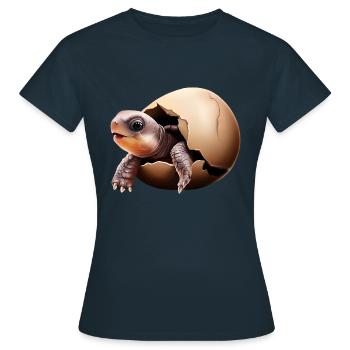 Turtle hatches from the egg - Women's T-Shirt - navy - Front - AI Model Female 172 dark (172cm)