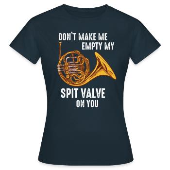 Het Instrument van de hoorn - Vrouwen T-shirt - navy - Voor - AI Model Female 172 dark (172cm)