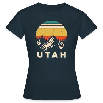 Utah - Frauen T-Shirt - Navy - Vorne - AI Model Female 172 dark (172cm)