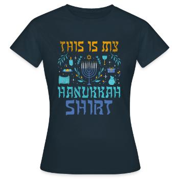 Juif de Noël juif Ce modèle de Hanoukka - T-shirt Femme - marine - Devant - AI Model Female 172 dark (172cm)
